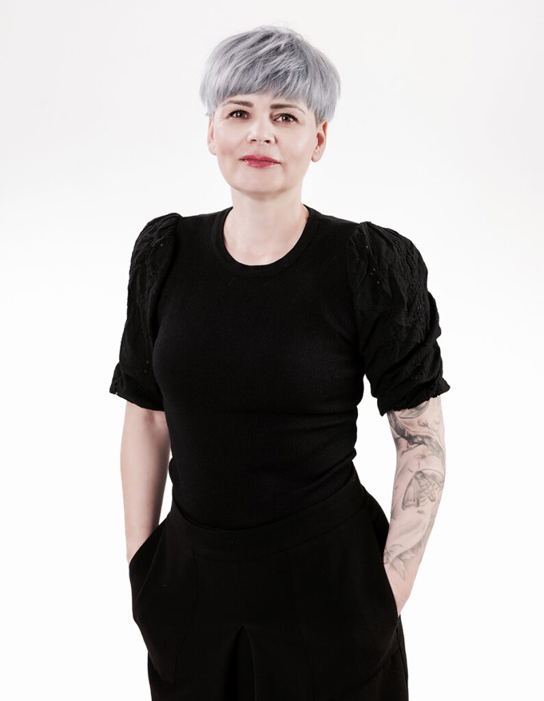 Portrait Anja Kieselbach Inhaberin Friseur Berlin Mitte