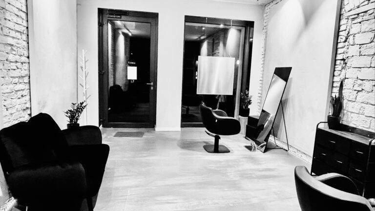Willkommen bei Kieselbach Hair | Make-Up | Workshops! Ich bin auf Balayage spezialisiert!
